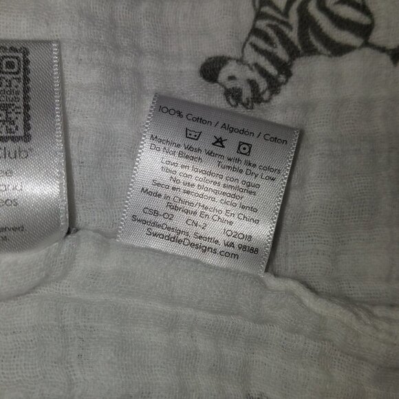 Amazing Baby Zebra Muslin Swaddle Blanket 100% Cotton White Gray 40x44 - Picture 4 of 7